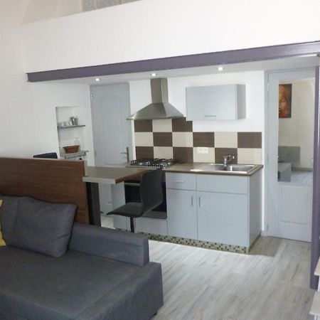 Studio Lourmarin Centre Apartment Exterior foto